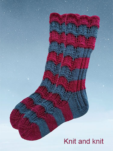 openwork-striped-socks-with-knitted-needles