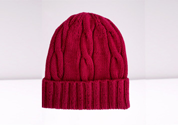knitted-cable-hat