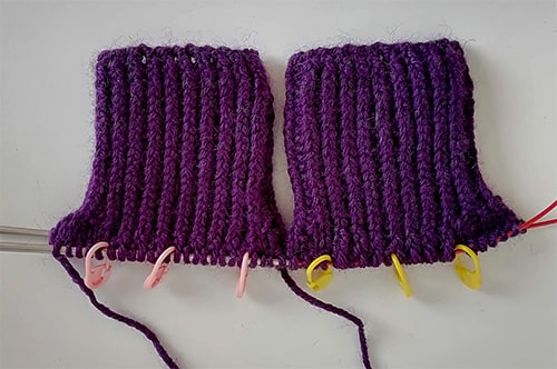 mittens-with-a-pattern 