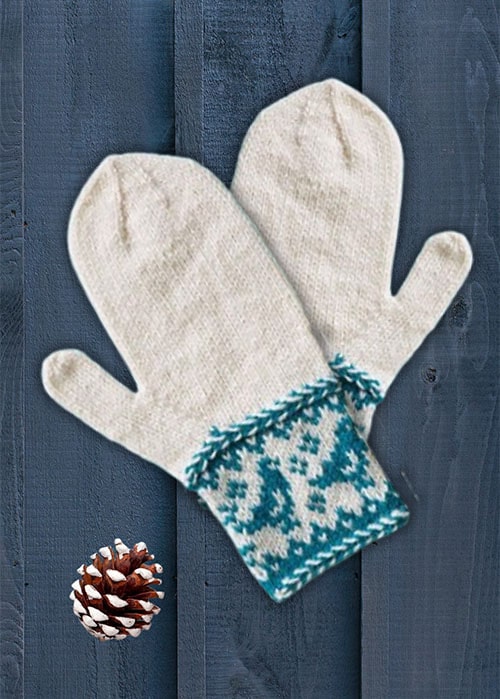 women-s-mittens-with-latvian-braid-and-unique-design