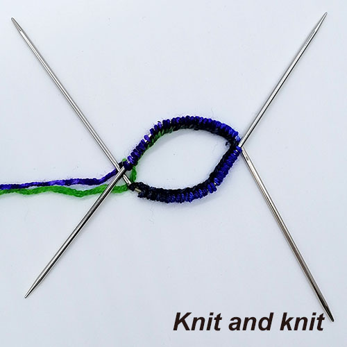 how-to-knit-socks-with-crasy-trio