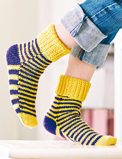 socks-on-two-needles-worked-in-flat-rows