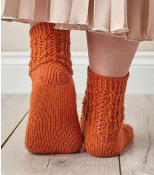 women-s-lace-toe-up-socks