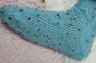 cozy-slippers-in-bulky-yarn