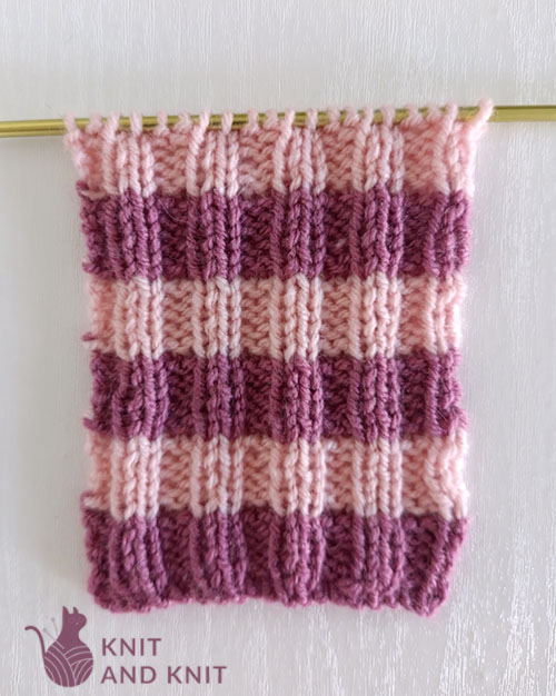 how-to-change-yarn-colors-when-knitting 