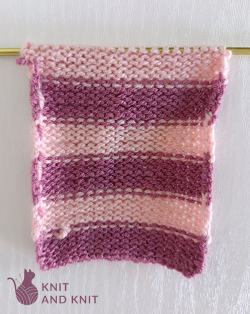 how-to-change-yarn-colors-when-knitting 